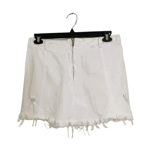 Signature 8 Destroyed White Denim Frayed Raw Hem Distressed Ripped Mini … - Picture 4 of 9